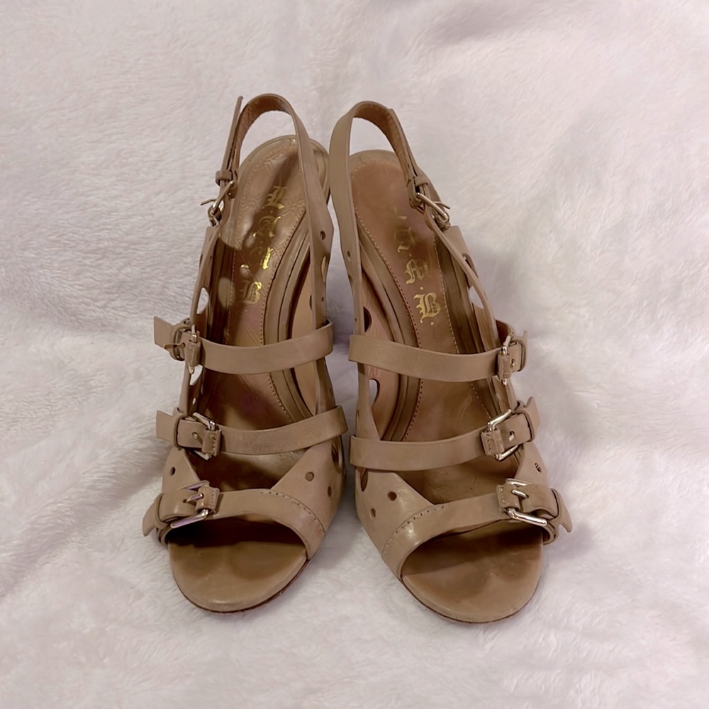 L.A.M.B. nude soft leather 4.5 inch stilettos strappy size 8.5